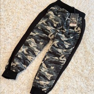 2/$25 Camo and Black Kids snow pants size 8.10.12 available NWT